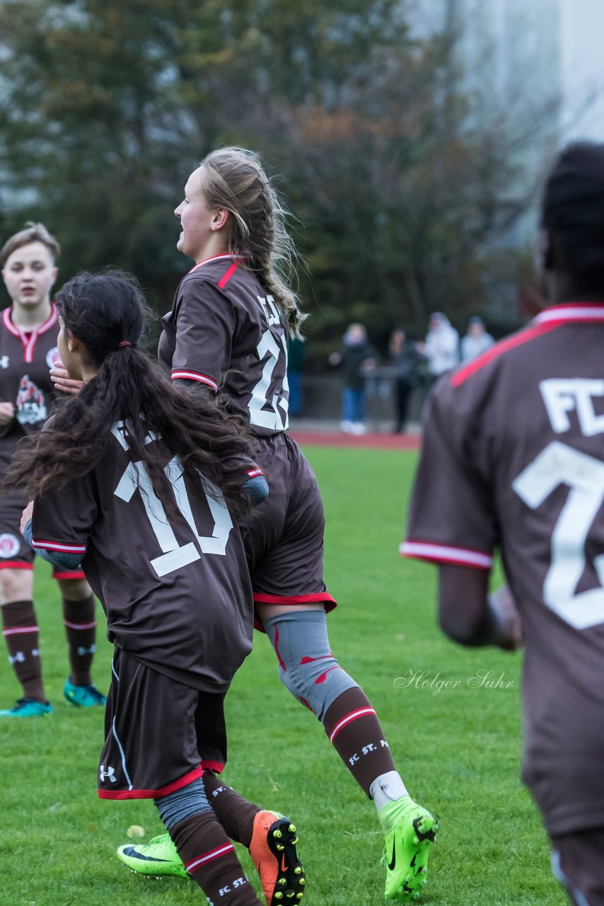 Bild 124 - C-Juniorinnen Halstenbek-Rellingen - St.Pauli : Ergebnis: 0:5